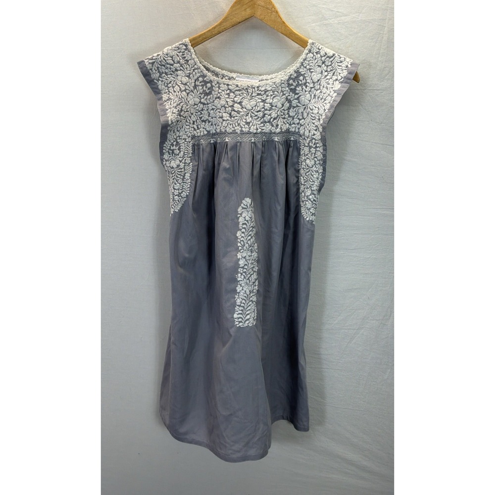 Mi Golondrina Dress Gray / white embroidered floral mexican Boho SM